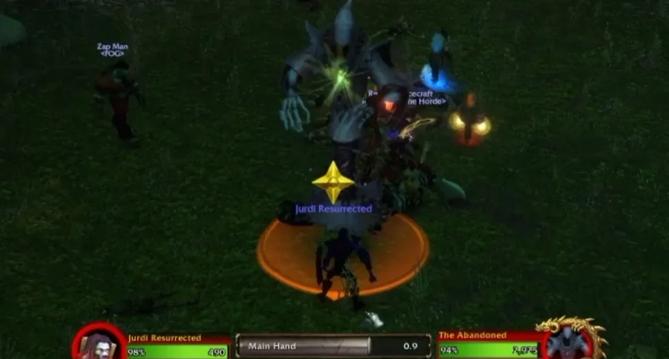 The Abandoned, a hooded undead with long claws, in a fight with a group of Horde players on a dark lawn, a screenshot from the beta of World of Warcraft: Forever