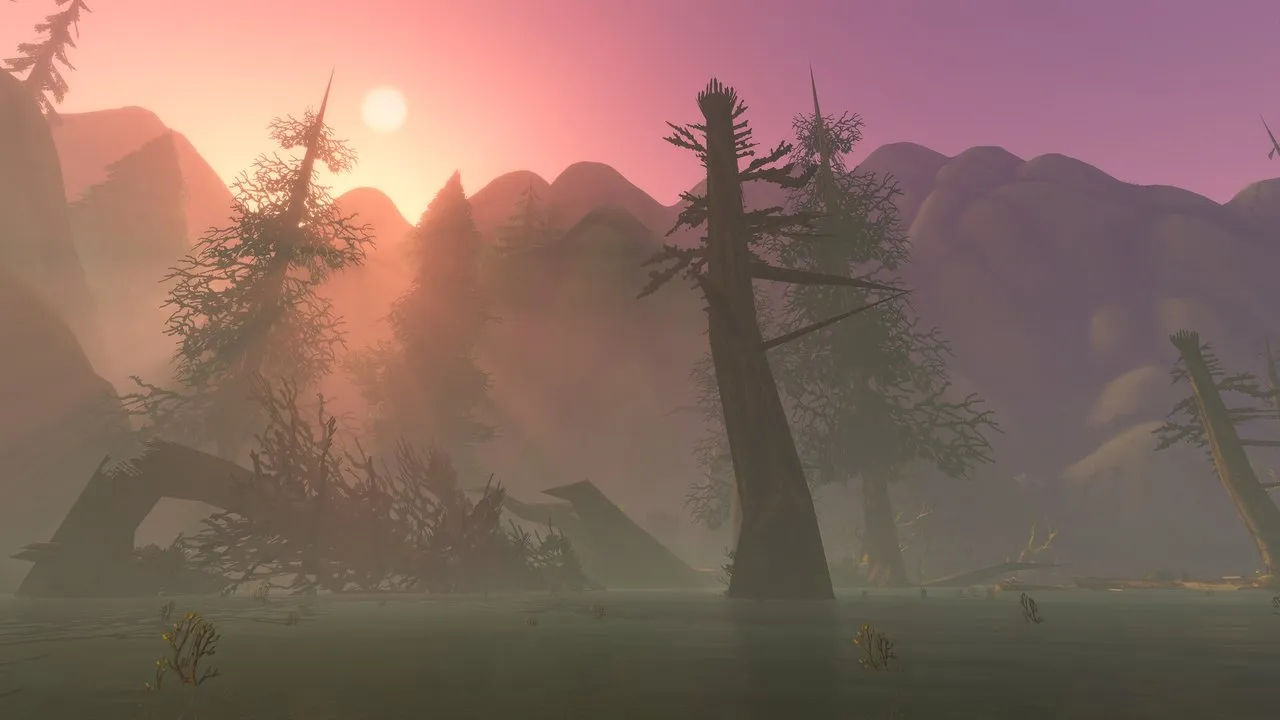 Alti pini e alberi caduti in una fitta nebbia rosa su Mount Hyjal, con il sole basso, un’immagine di Blizzard di World of Warcraft: Forever